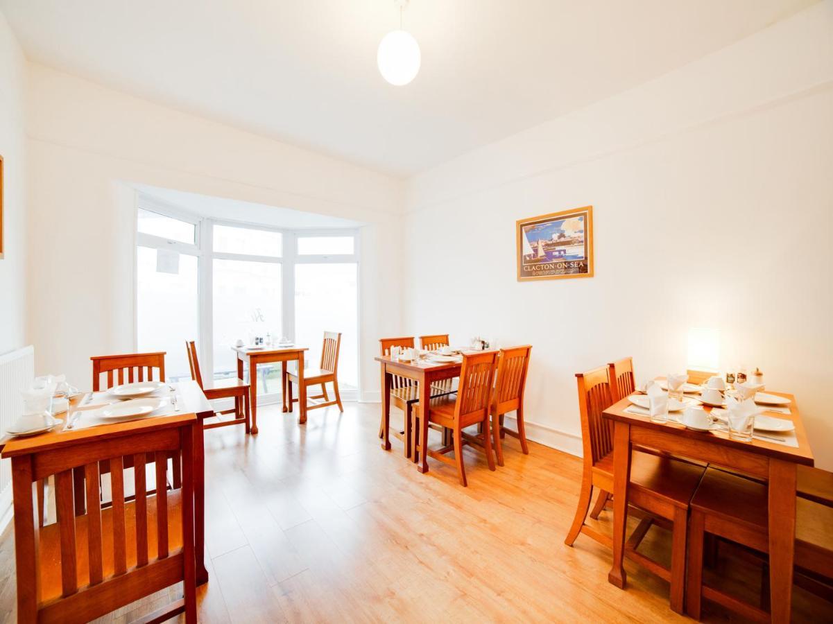 Hotel Sea Breeze Clacton-on-Sea Esterno foto