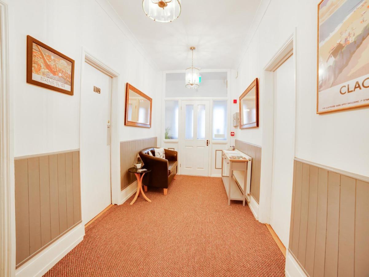 Hotel Sea Breeze Clacton-on-Sea Esterno foto